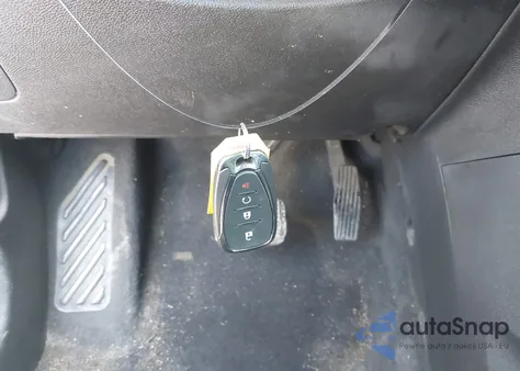 2018 Chevrolet Trax Premier z USA, uszkodzony, nr VIN 3GNCJMSB0JL290008